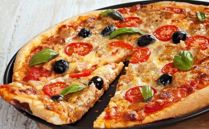 bir dilim pizza kaç kalori