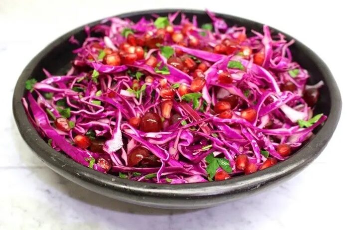 mor lahana salatası tarifi, nasıl yapılır