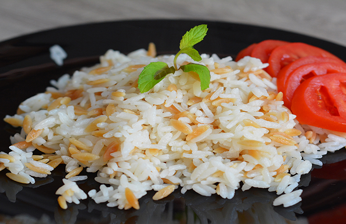 şehriyeli pilav tarifi, pirinç pilavı nasıl yapılır